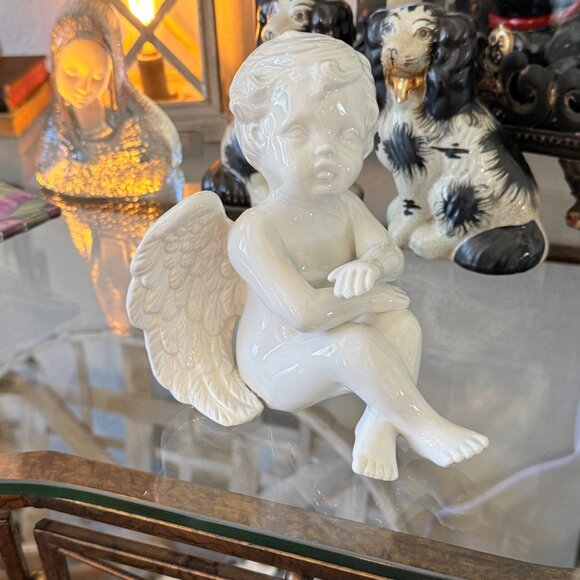 Vintage Angel Baby Sitting Down - Picture 15 of 15